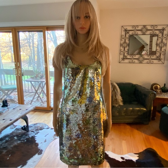 ⭐️ VERSACE— Stunning Sequined Dress, Blue/ Green/Silvery floral. GORGEOUS ! ⭐️ - Picture 9 of 17